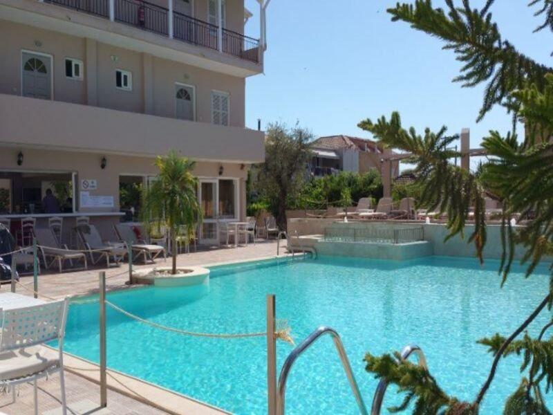 Happyland Hotel Apartments Nydri  Ngoại thất bức ảnh