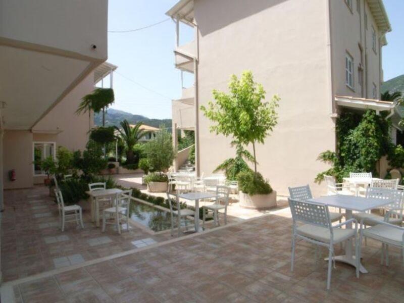Happyland Hotel Apartments Nydri  Ngoại thất bức ảnh