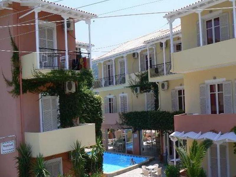 Happyland Hotel Apartments Nydri  Ngoại thất bức ảnh